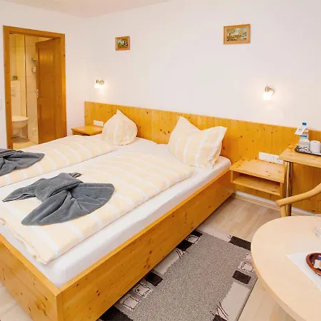 Dedlerhaus 3*
