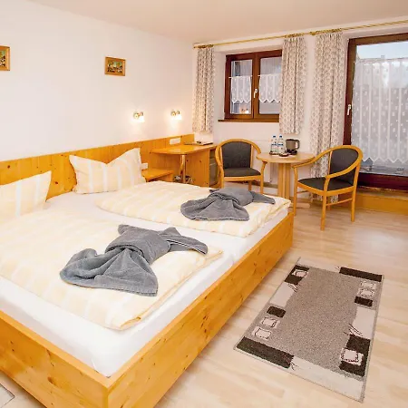 Guest house Dedlerhaus 3*